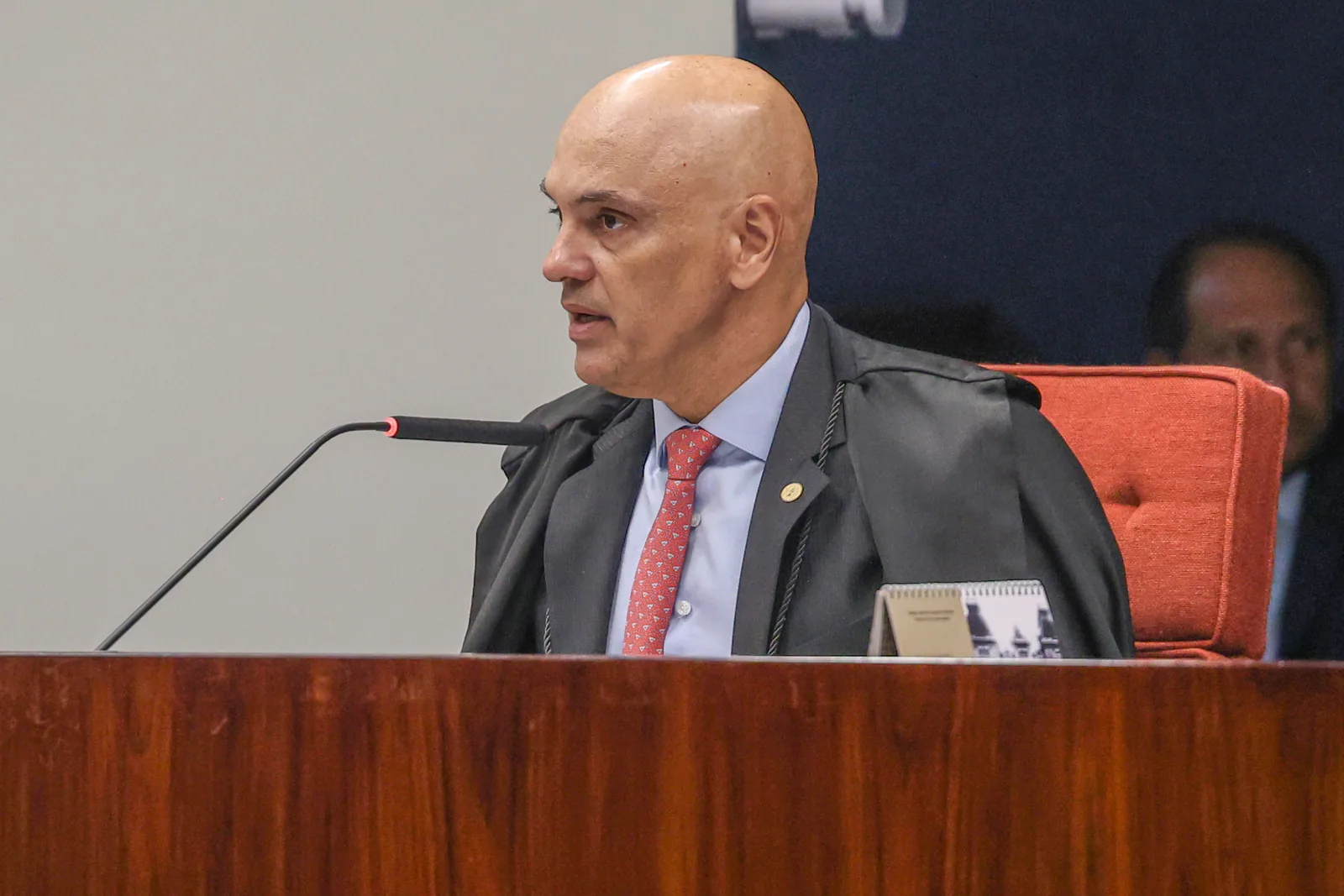 Moraes arquiva apuração da Abin Paralela contra Bolsonaro