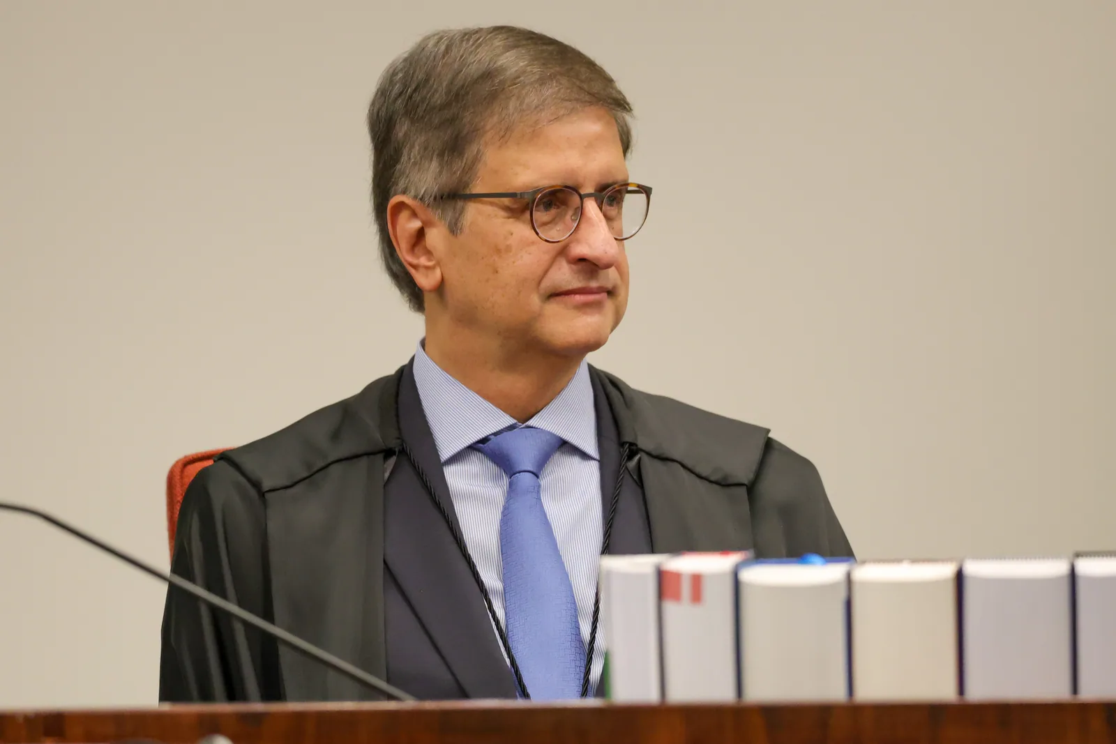 PGR defende manter prisão domiciliar de Bolsonaro