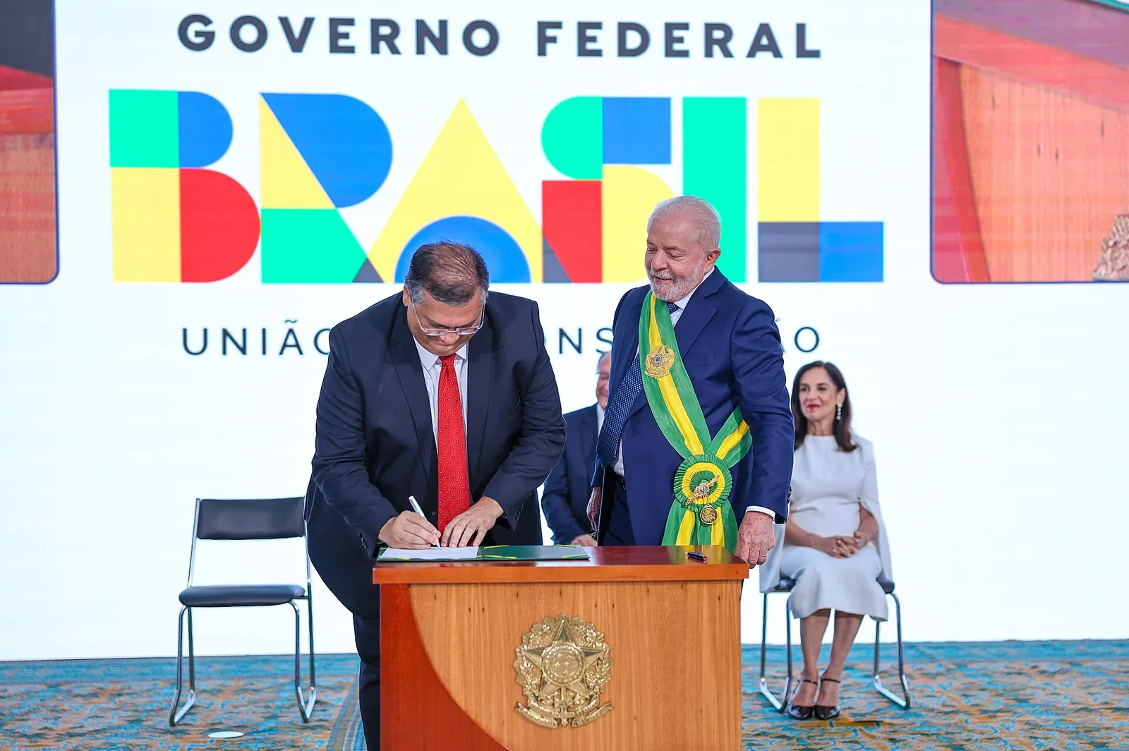 STF dá 30 dias para Congresso explicar verbas da saúde