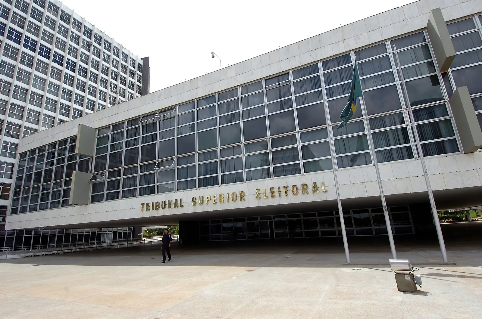 Grupo consultivo reúne especialistas para monitorar conteúdos manipulados e apoiar a Presidência do tribunal até o fim do pleito.