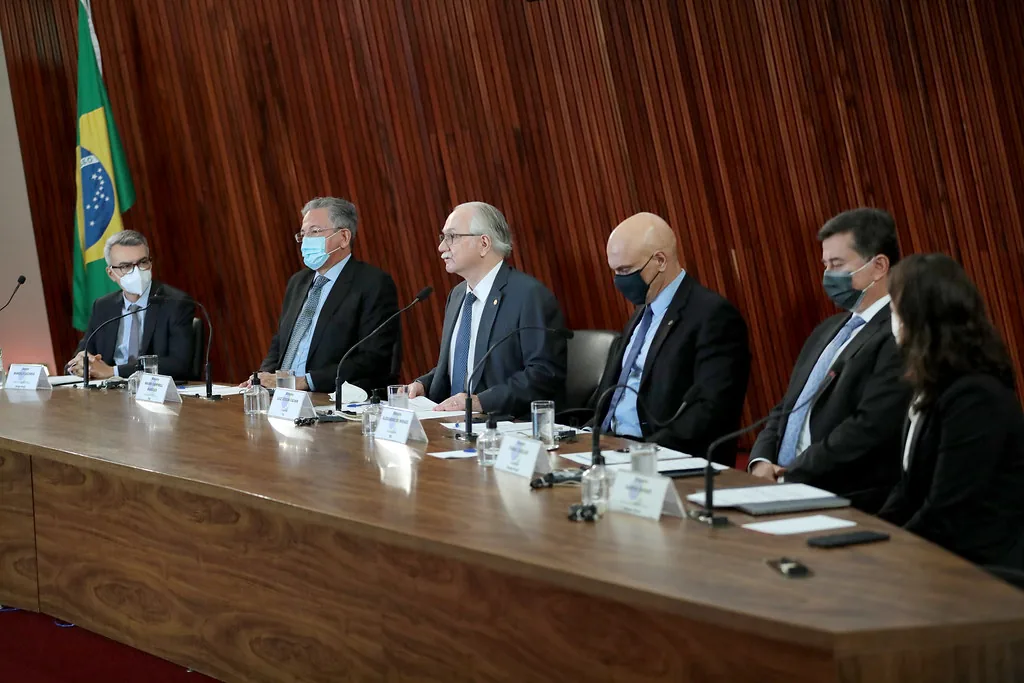Ministro Mauro Campbell Marques deixa a Corregedoria Nacional após abrir 34 processos disciplinares e emitir milhares de certidões civis.