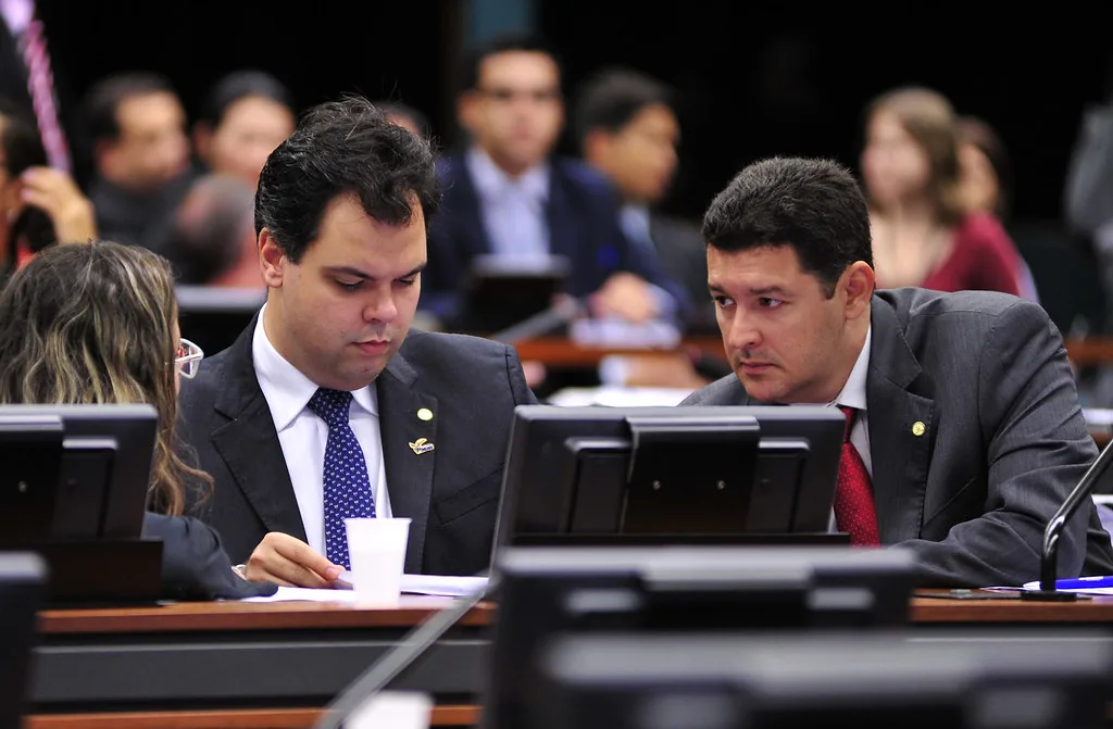 Prouni terá desempate favorável a jovem afastado da família