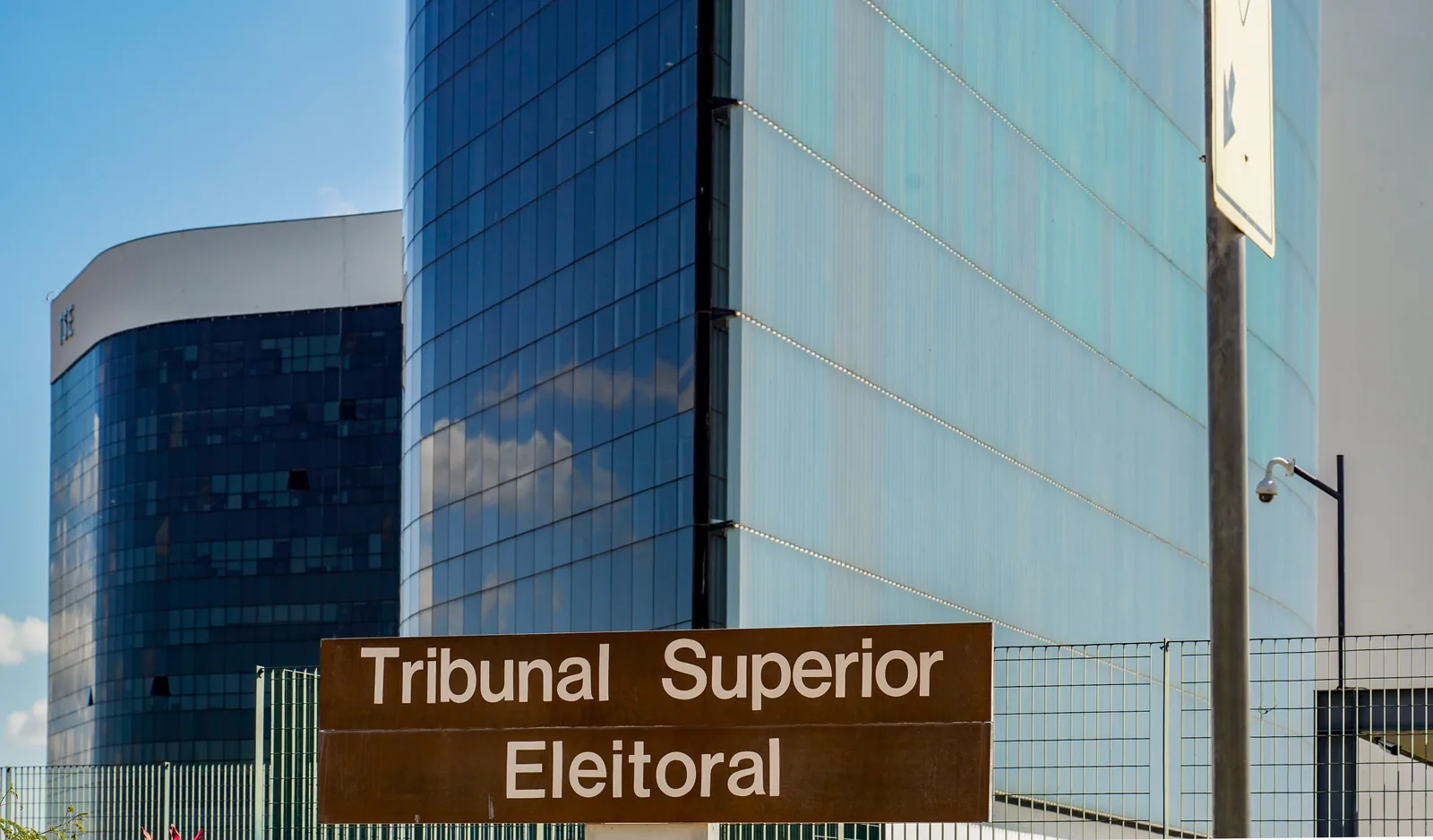 TSE fixa teto de R$ 133 milhões para campanha presidencial