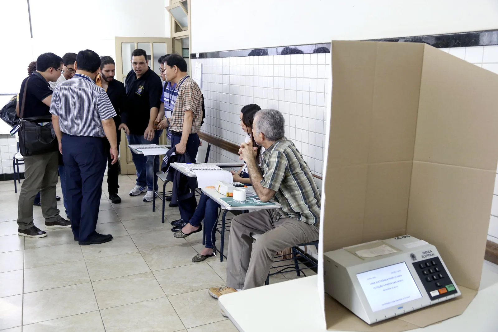 Justiça Eleitoral convoca mesários para eleições de outubro